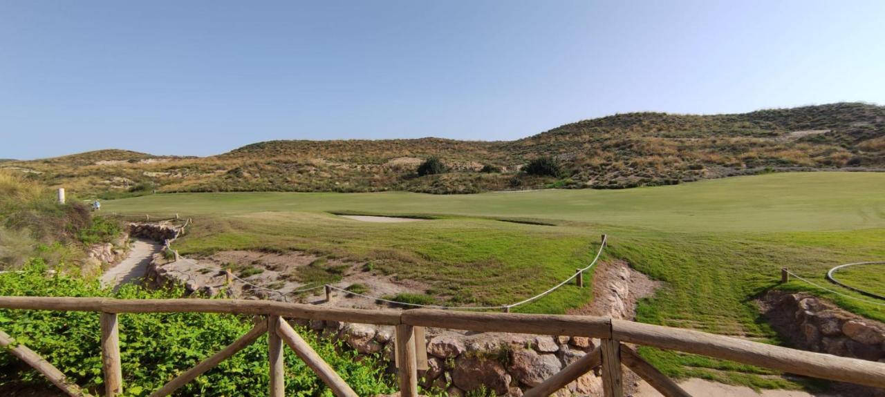 Luminoso Y Tranquilo Con Jardin En Campo De Golf Valle Del *